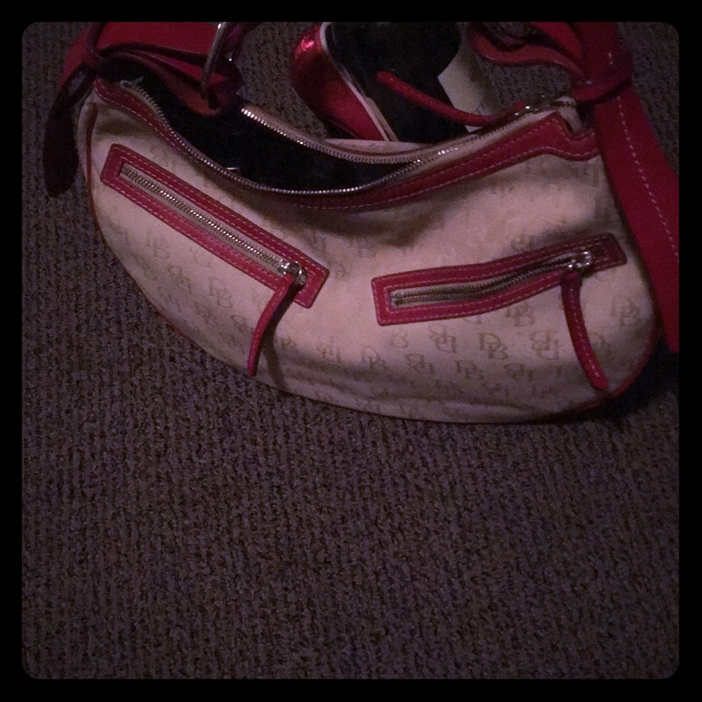 Dooney & Bourke Purse